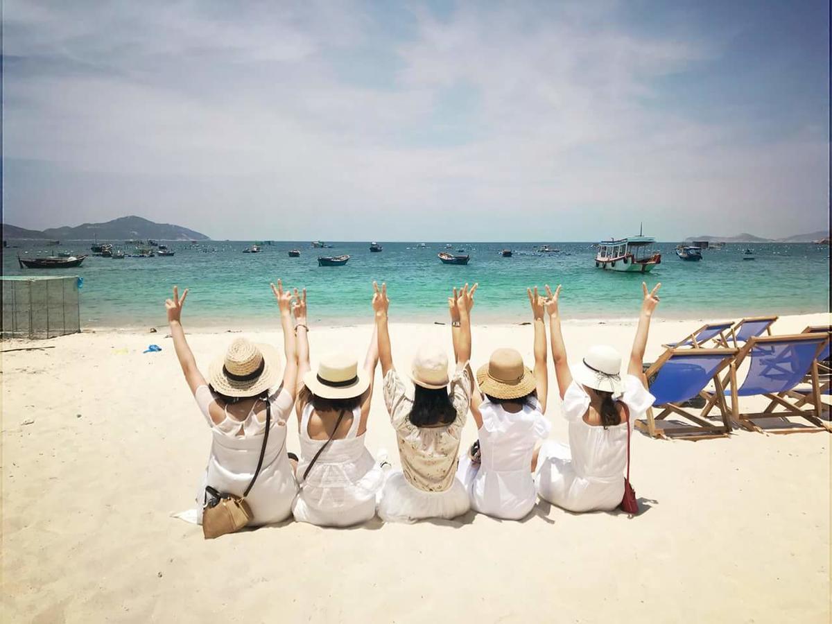Dao Hoa Vang Villa Cam Ranh Exterior foto