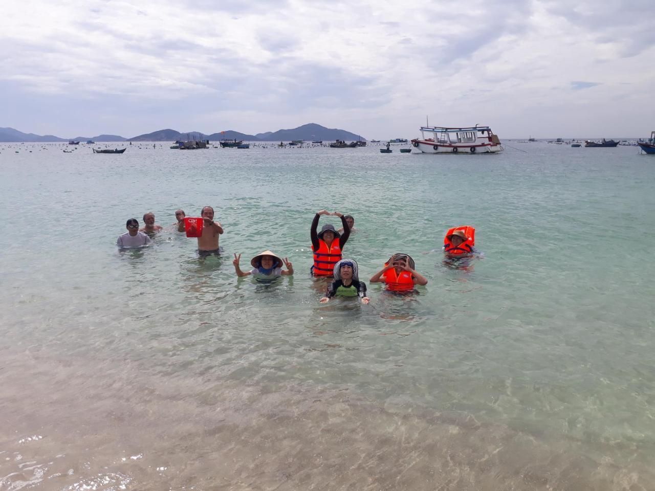 Dao Hoa Vang Villa Cam Ranh Exterior foto